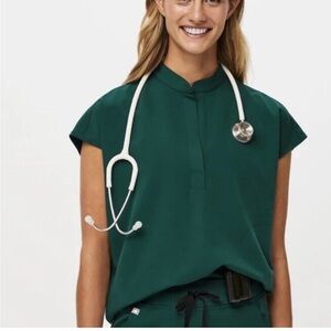 FIGS British Racing Green Scrubs Set- Size M